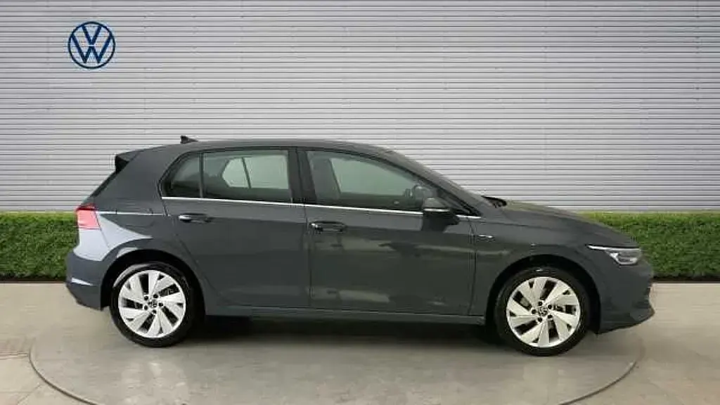 Used VW Golf VIII 150 HP (110 kW) 2025