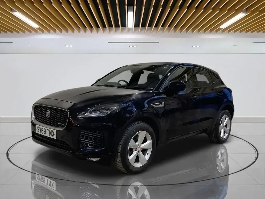 Używany Jaguar E-Pace R-Dynamic 150 KM (110 kW) 2019 Czarny SUV