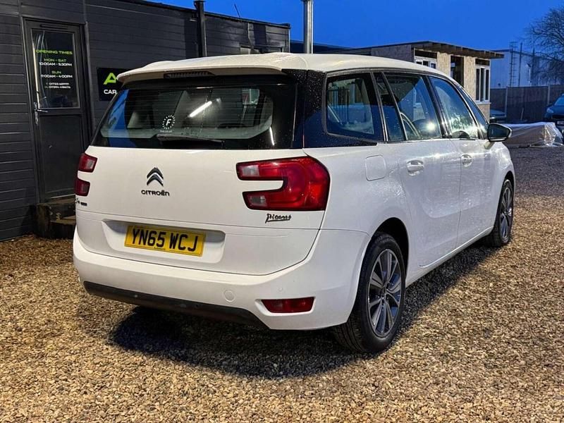 Used Citroën Grand C4 Picasso SELECTION 2015 White MPV