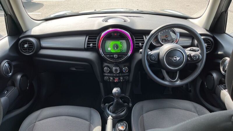 Used Mini Cooper Hatch 136 HP (100 kW) 2018 Grey Hatchback