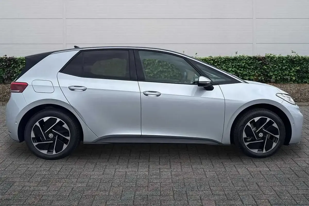 New VW ID.3 Pro 150 kW (204 HP) 2026 Scale silver Hatchback
