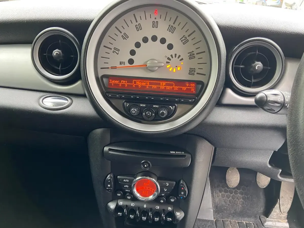 Used Mini Cooper D Hatch 2012 White Hatchback