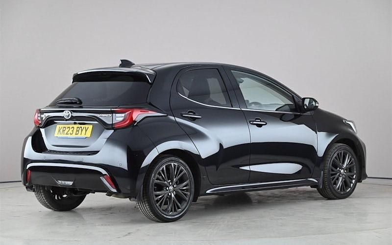 Used Toyota Yaris Hybrid 116 HP (85 kW) 2025 Hatchback