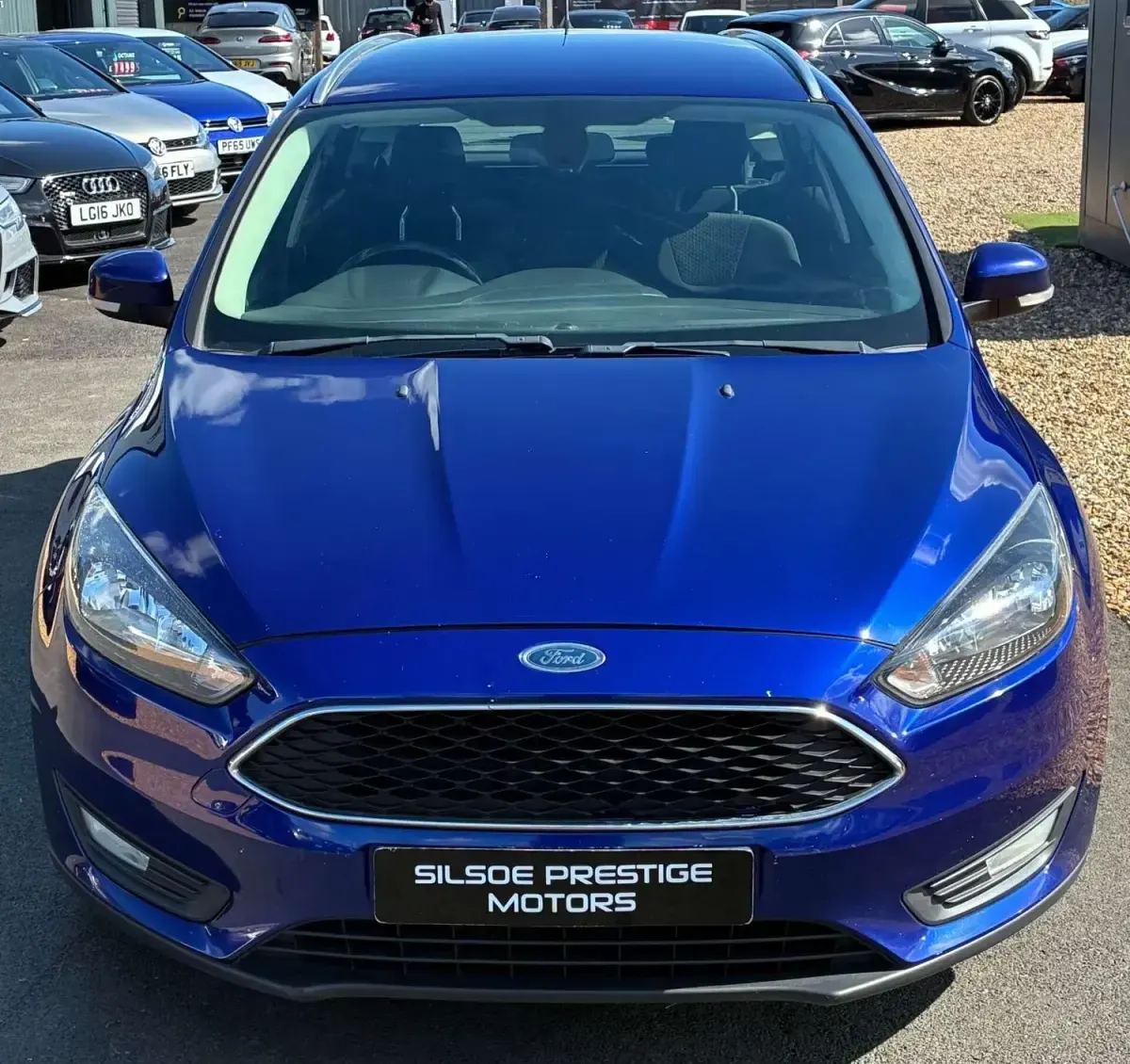 Usado Ford Focus Zetec 115 CV (84 kW) 2015 Azul Familiar