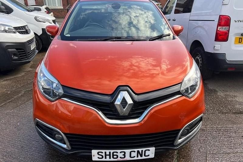 Orange Used 2013 Renault Captur Dynamique SUV | £3,794 (Fair price) - Image 1/1