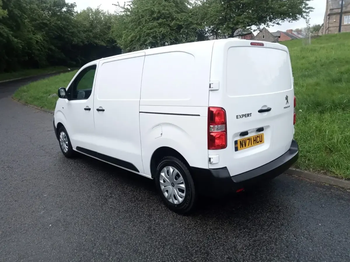 Używany Peugeot Expert Premium 2021 Biały Van
