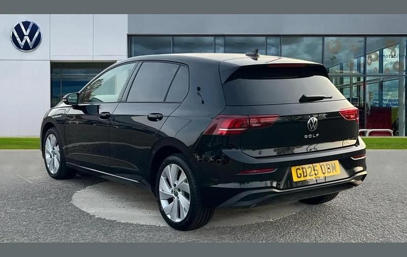 Używany VW Golf VIII Match 200 KM (147 kW) 2025 Czarny Hatchback
