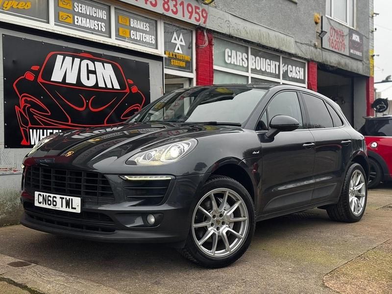 Used Porsche Macan 258 HP (189 kW) 2016 Grey SUV