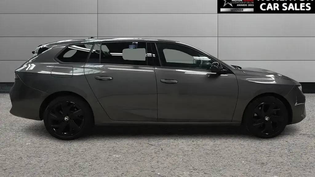 Used Vauxhall Astra S 130 HP (95 kW) 2024 Grey Estate