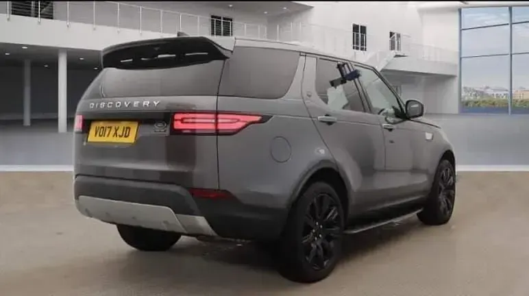 Used Land Rover Discovery HSE Luxury 258 HP (189 kW) 2017 Grey SUV