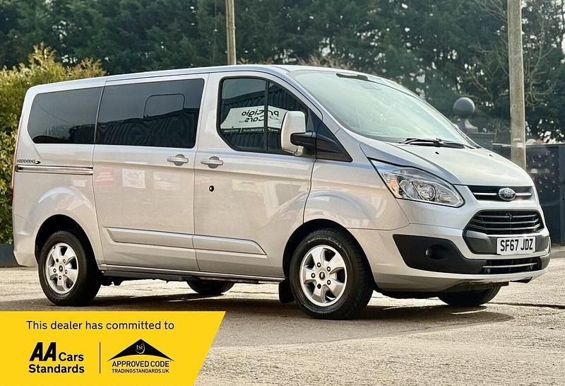 Used Ford Tourneo Titanium 130 HP (95 kW) 2017 Silver MPV