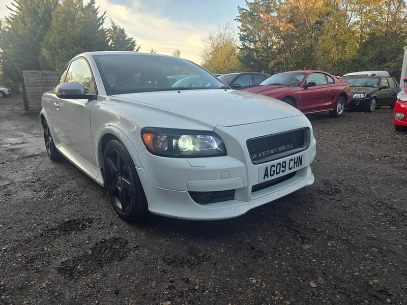 White Used 2009 Volvo C30 R-Design Hatchback | £1,295 (Fair price) - Image 1/4