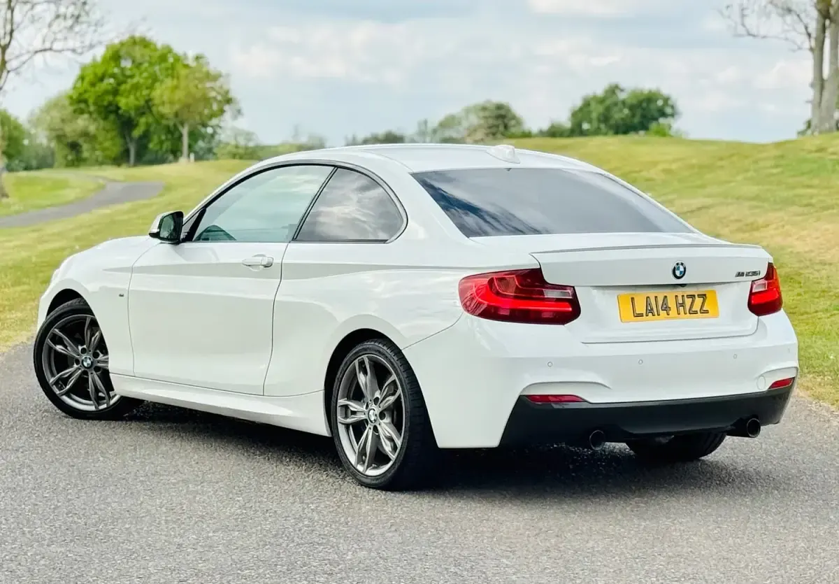 Used BMW M235 Comfort Edition 2014 White Coupe