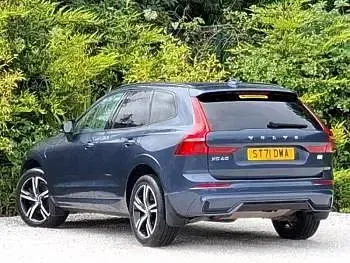 Used Volvo XC60 R-Design 340 HP (250 kW) 2021 Blue SUV