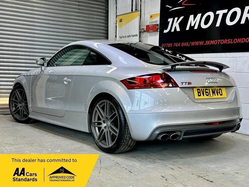 Used Audi TTS Black Edition 272 HP (200 kW) 2011 Silver Coupe
