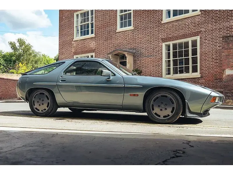 Used Porsche 928 S 1983 Grey Coupe