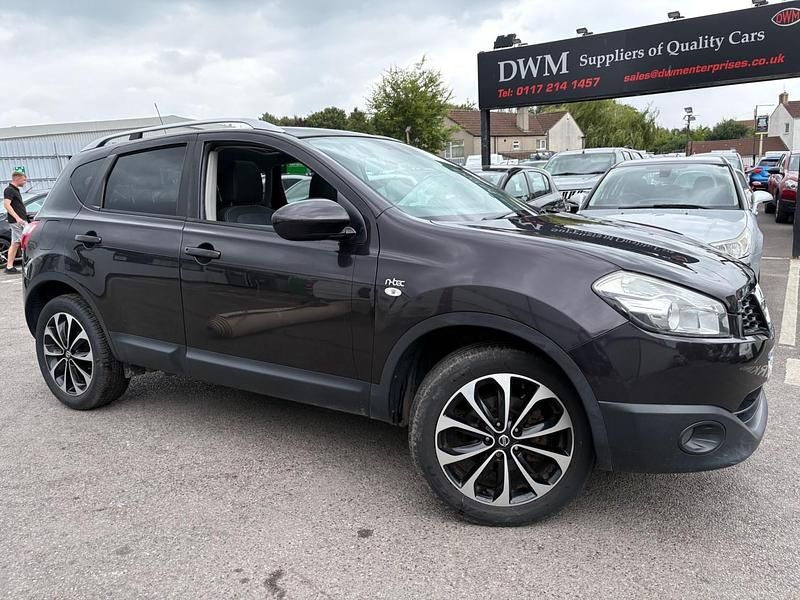 Black Used 2011 Nissan Qashqai N-TEC SUV | £3,490 (Fair price) - Image 1/4