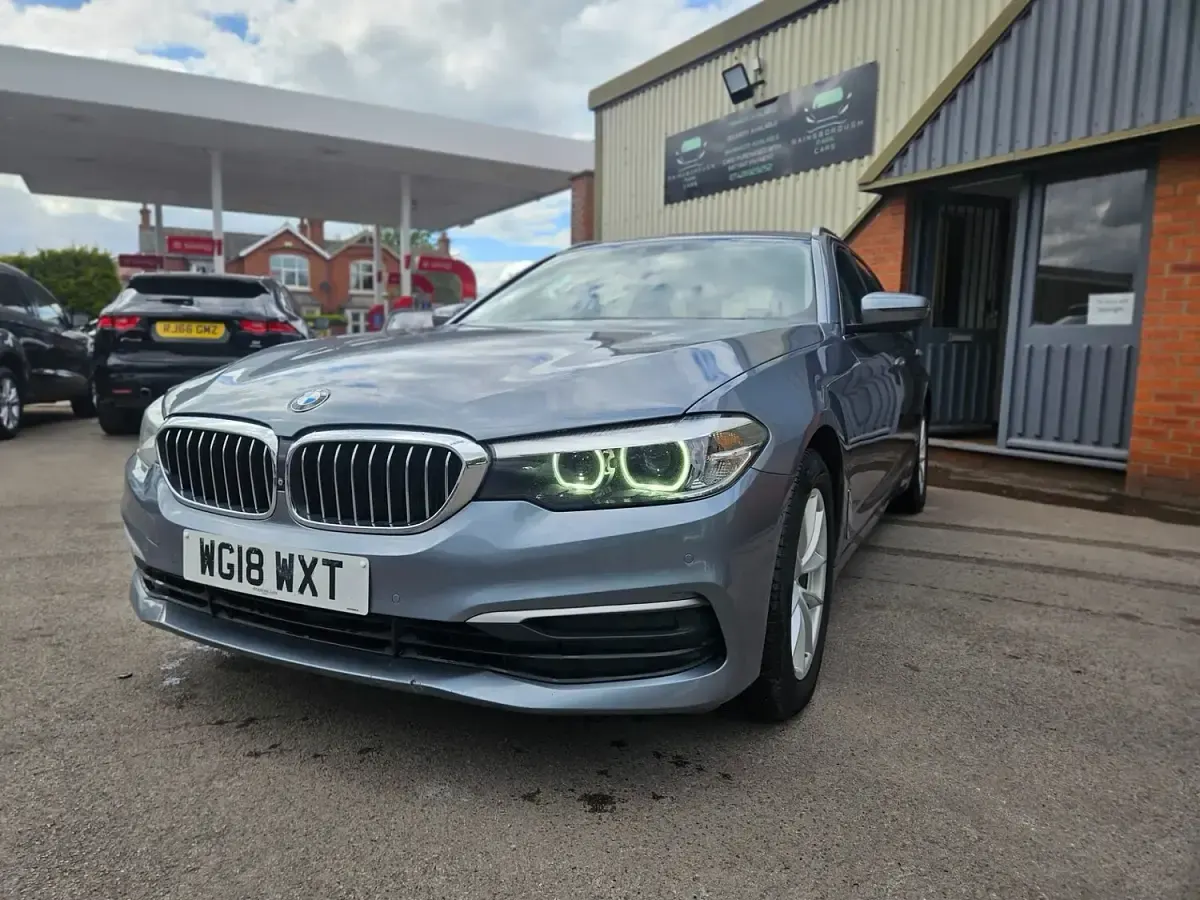 Used BMW 520 Sport Line 2018 Blue Estate