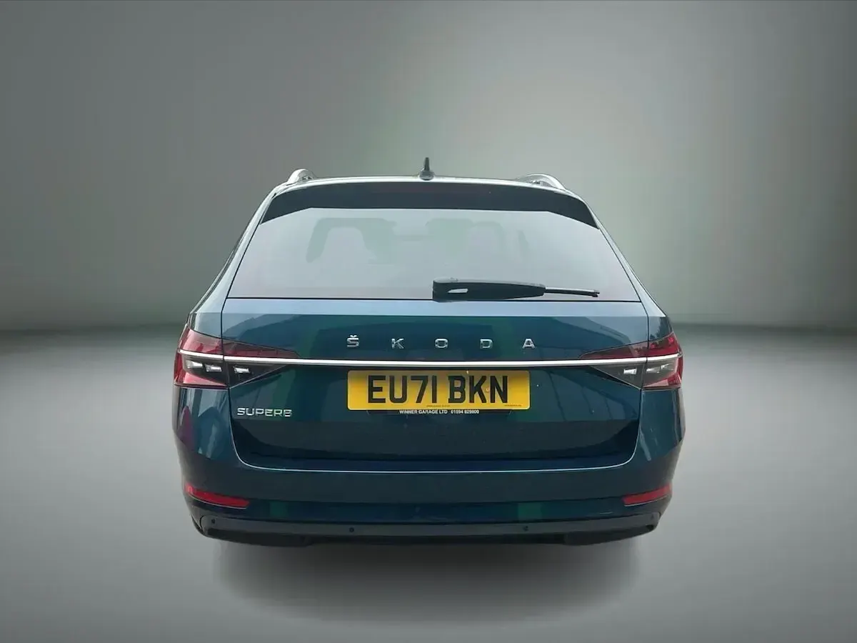 Used Skoda Superb SE L 110 HP (80 kW) 2021 Petrol blue metallic Estate