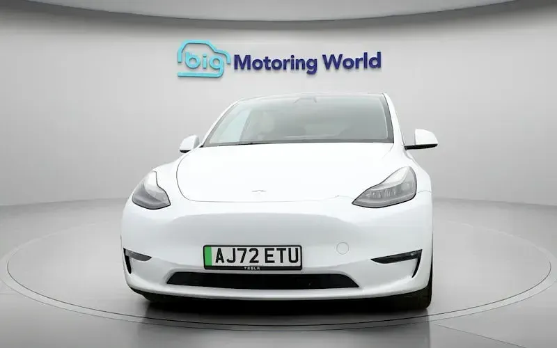 Used Tesla Model Y Long Range AWD 286 kW (389 HP) 2025 SUV