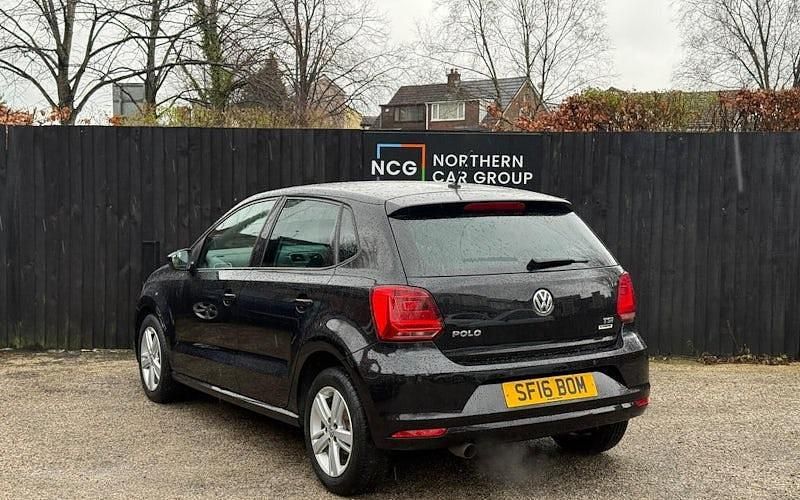 Used VW Polo Match 90 HP (66 kW) 2016 Black Hatchback