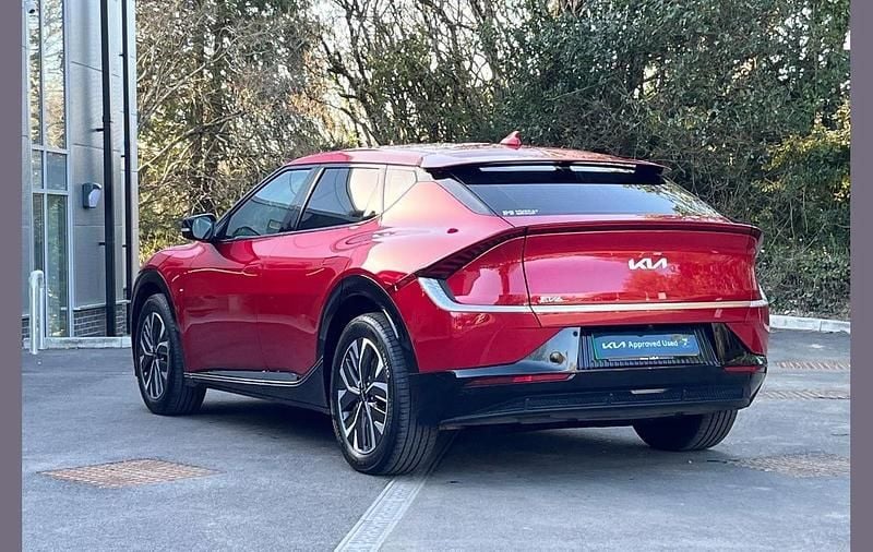 Used Kia EV6 Air 166 kW (226 HP) 2024 Red SUV