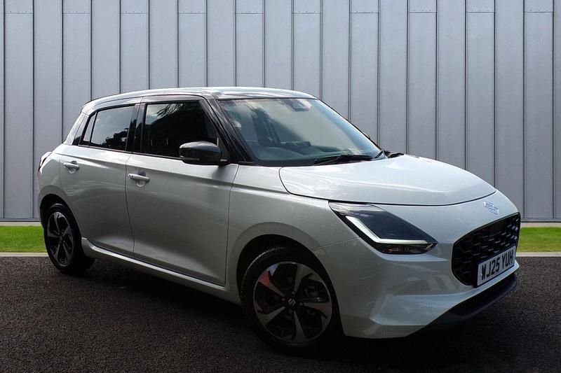 New 2025 Suzuki Swift Hatchback | £19,449 - Image 1/4