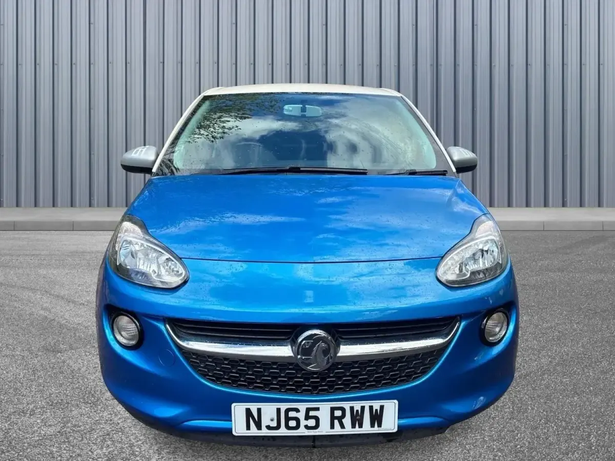Usado Vauxhall Adam Slam 100 CV (73 kW) 2015 Azul Utilitario