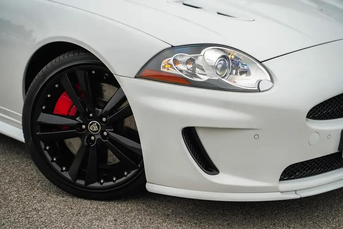 Used Jaguar XK Supercharged 2010 White Coupe