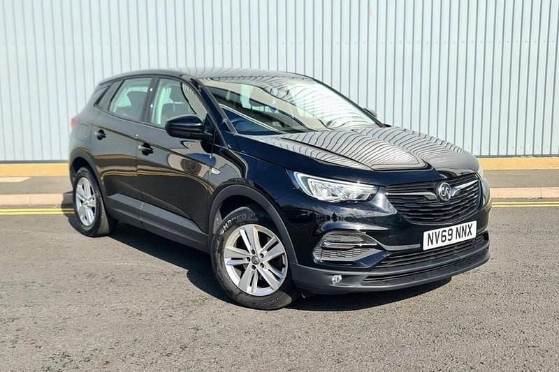 Used Vauxhall Grandland X S 130 HP (95 kW) 2020 Black SUV