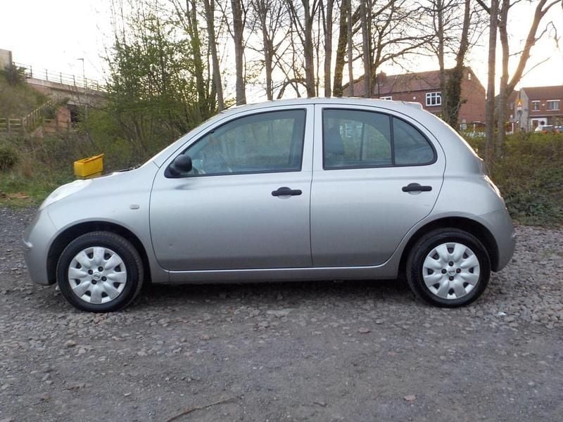 Used Nissan Micra S 79 HP (58 kW) 2005 Silver Hatchback