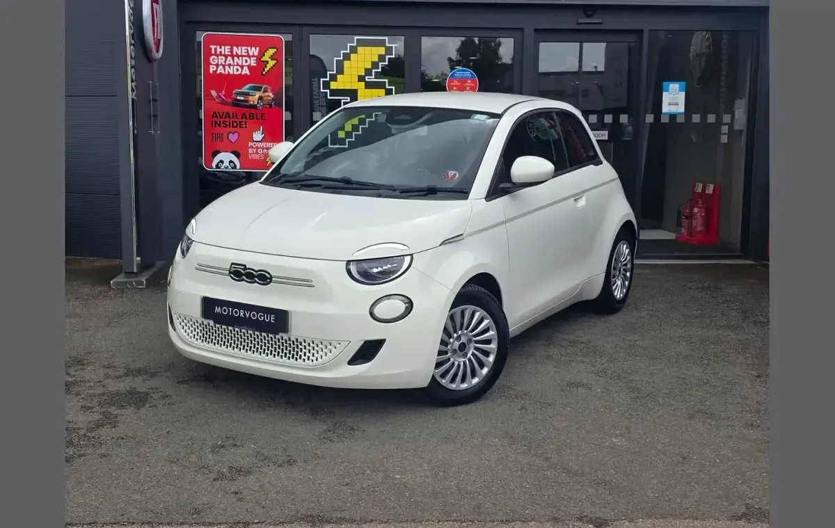Used Fiat 500e Action 69 kW (95 HP) 2023 White Hatchback