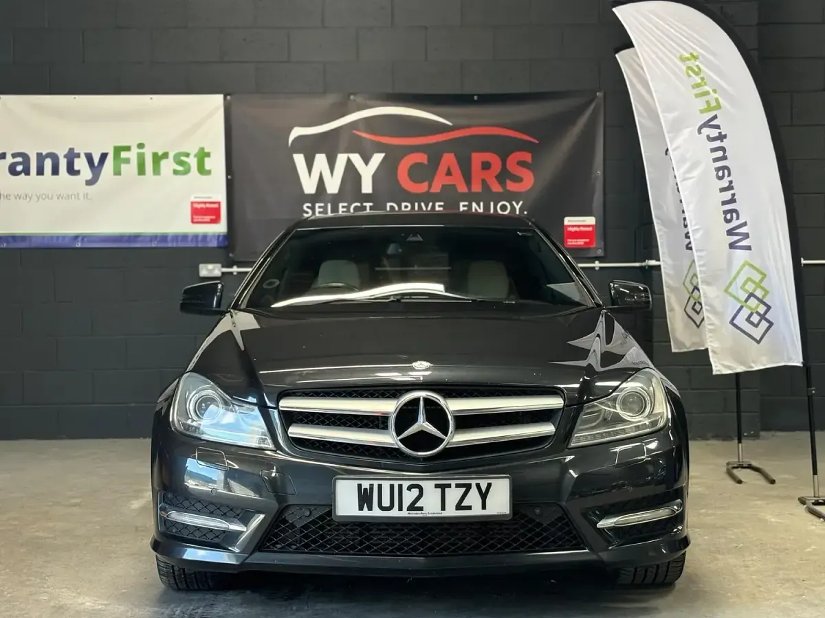 Used Mercedes C250 AMG 204 HP (150 kW) 2012 Black Coupe