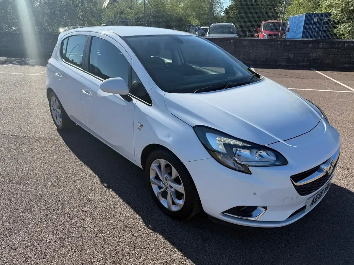 Używany Vauxhall Corsa SRi 2018 Biały Hatchback