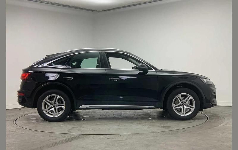 Used Audi Q5 Sportback Sport 200 HP (147 kW) 2022 Black SUV