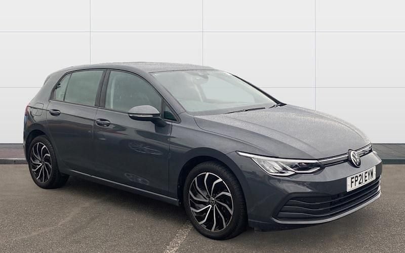 Used 2024 VW Golf VIII Life Hatchback | £17,375 (Good price) - Image 1/4