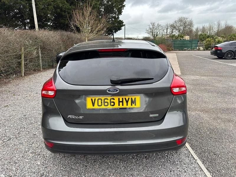 Used Ford Focus Zetec 2016 Grey Hatchback
