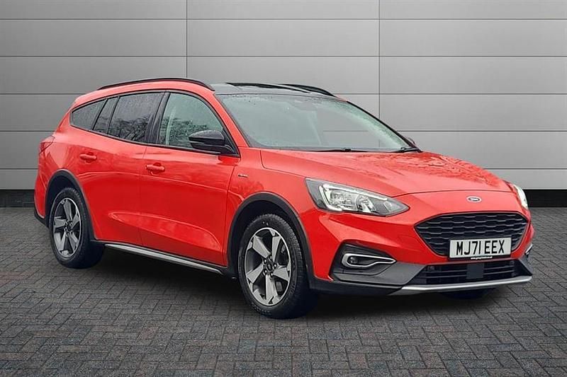 Used Ford Focus Active 120 HP (88 kW) 2021 Race red Estate