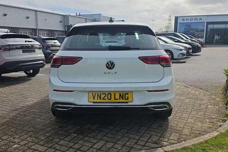 Used VW Golf VIII Style 130 HP (95 kW) 2020 White Hatchback