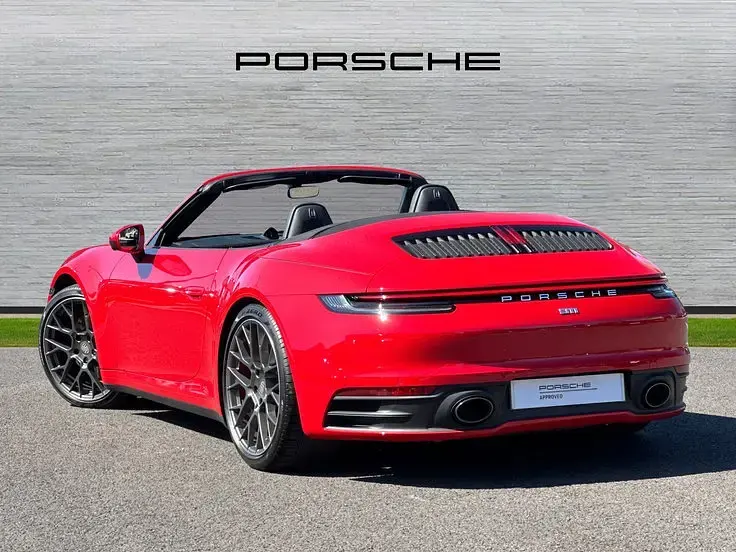 Used Porsche 992 444 HP (326 kW) 2019 Guards red Cabriolet