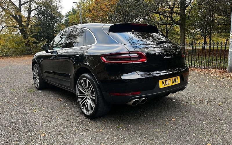 Used Porsche Macan S 258 HP (189 kW) 2017 Black SUV