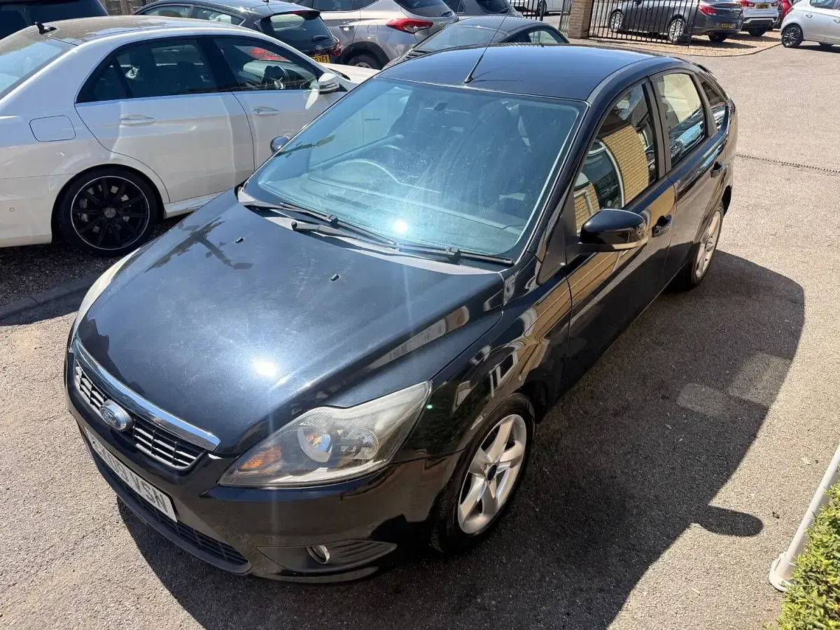Used Ford Focus Zetec 2009 Panther black Hatchback