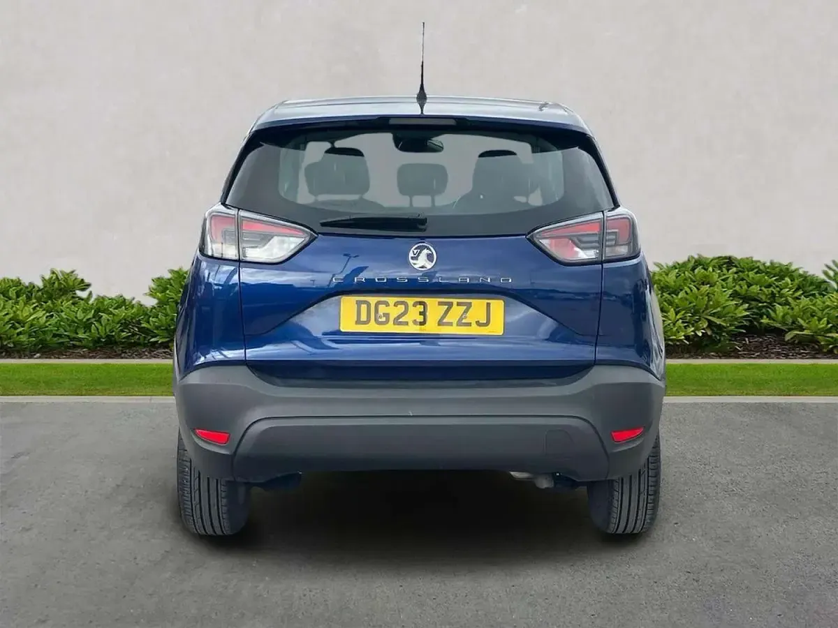 Used Vauxhall Crossland Design Edition 130 HP (95 kW) 2023 Blue SUV