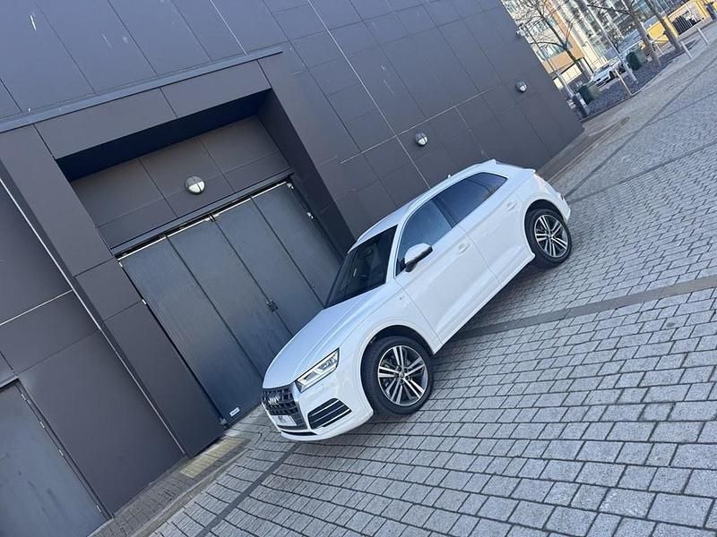 Begagnad Audi Q5 S-Line 190 HK (139 kW) 2019 Vit SUV