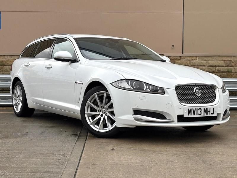 White Used 2013 Jaguar XF Sportbrake Premium Luxury Estate | £6,295 (Fair price) - Image 1/4
