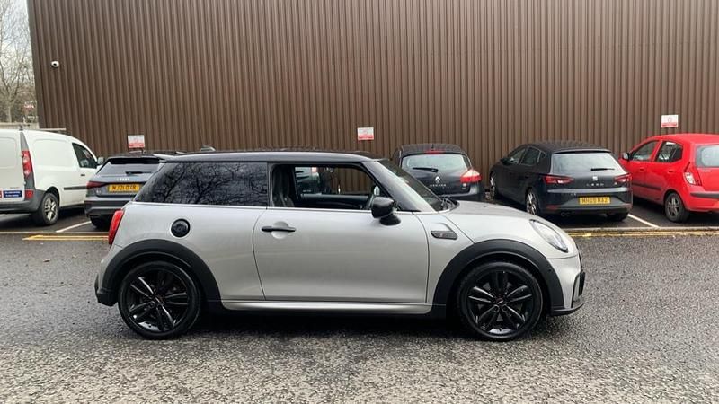Used Mini Cooper S Hatch 176 HP (129 kW) 2023 Silver Hatchback