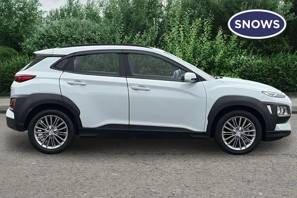 Used Hyundai Kona SE 120 HP (88 kW) 2018 White SUV