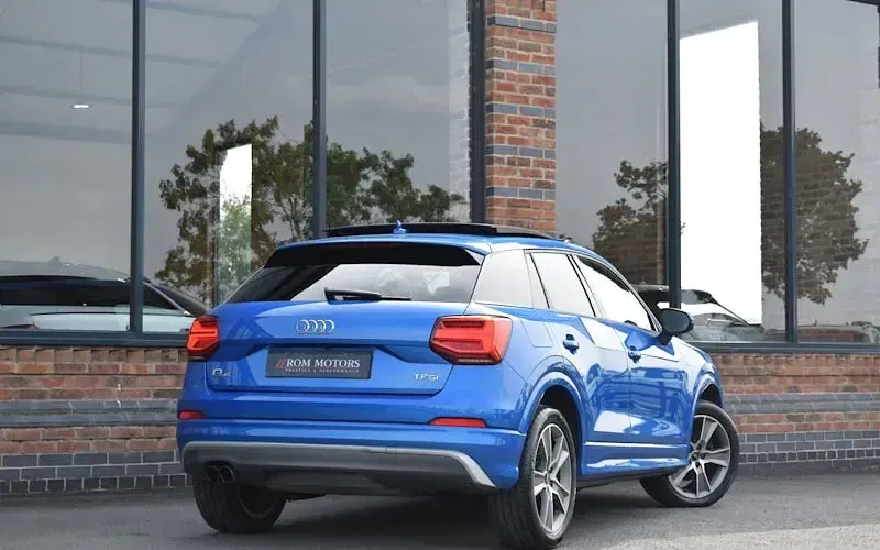Used Audi Q2 S-Line 150 HP (110 kW) 2016 Blue SUV