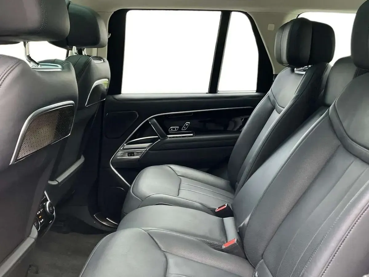 Used Land Rover Range Rover Autobiography 2024 Silver SUV