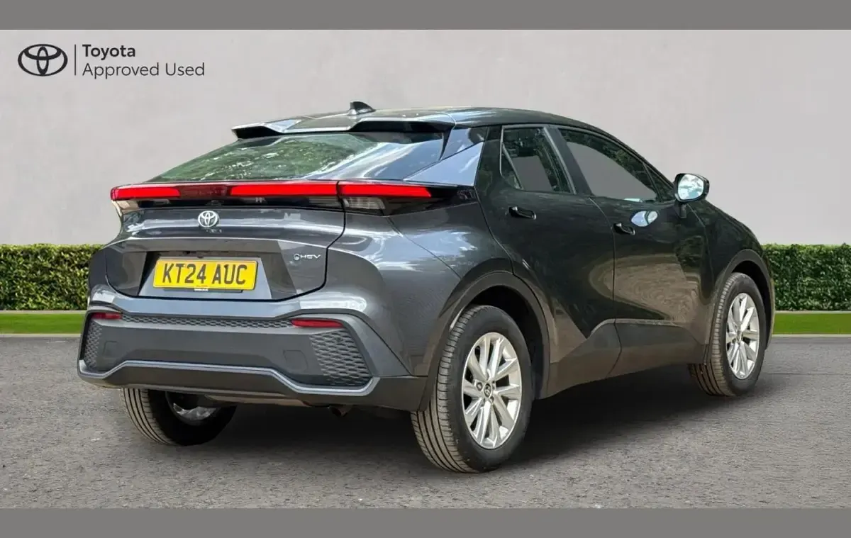 Used Toyota C-HR 138 HP (101 kW) 2024 Grey SUV